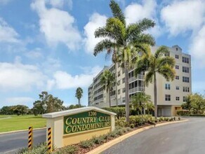 Building Photo - 1200 Country Club Dr