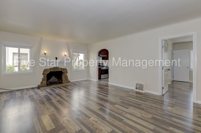 Foto principal - 720 N 2nd St