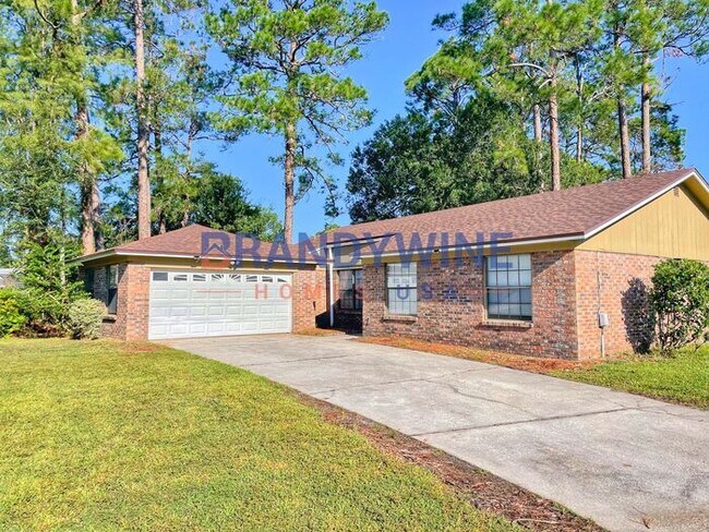 Foto del edificio - MOVE IN BY 12/30 GET 1/2 OFF JANUARY RENT!