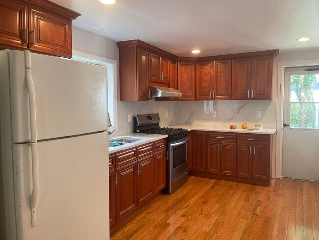 Foto del edificio - 2-672 Chestnut St
