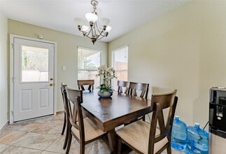 Building Photo - 7602 Little Thicket Ct
