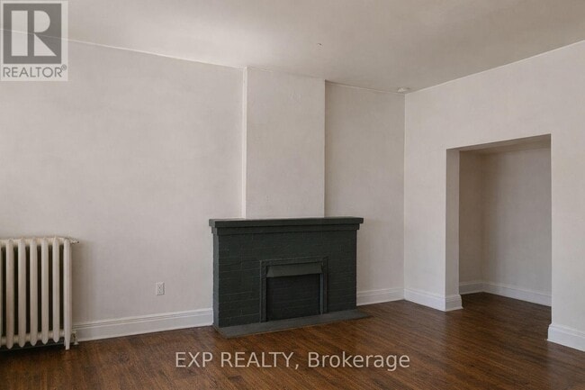 Photo du bâtiment - 190 Dunn Ave