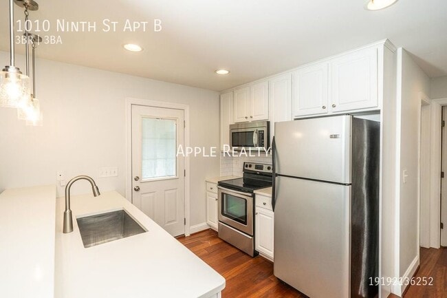 Building Photo - 1010 9th St