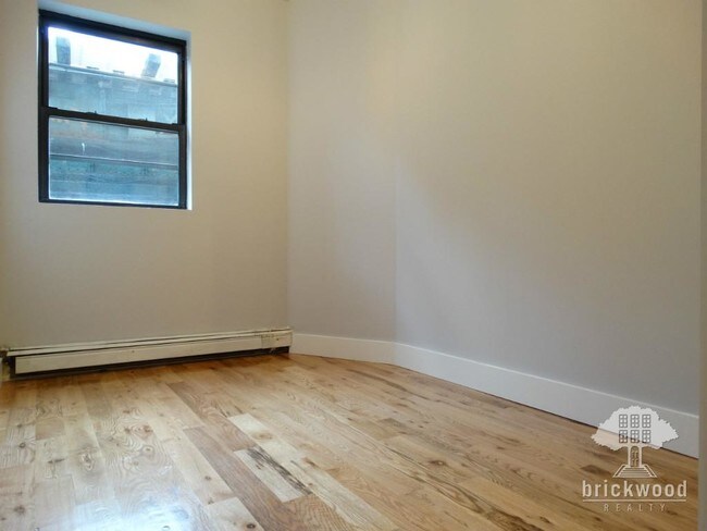 Foto del edificio - 1075 Broadway