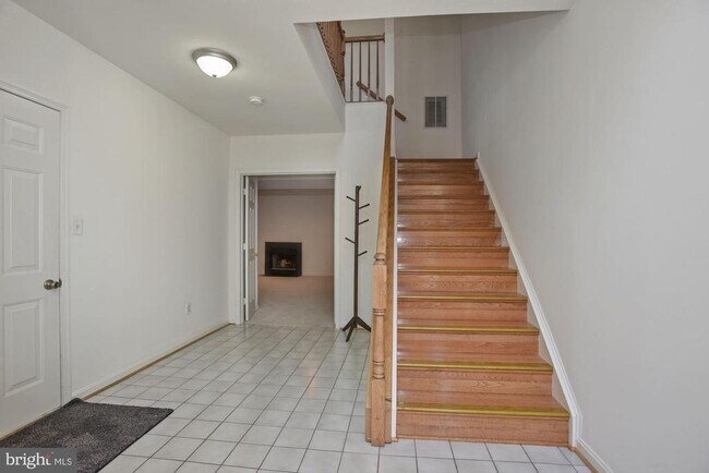 Foto del edificio - 4002 Rosemeade Dr