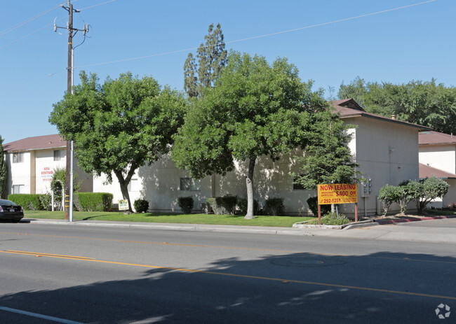 Building Photo - Vineyard Apartments