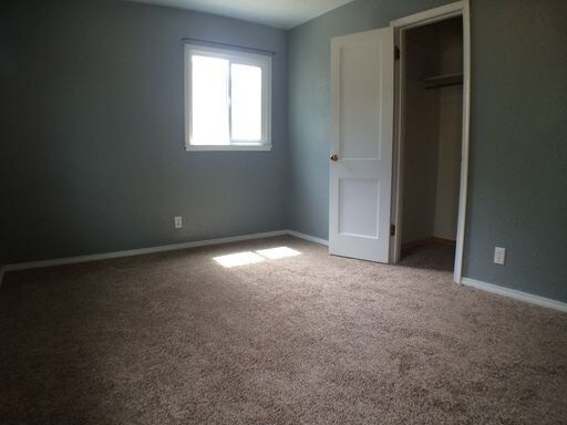 Building Photo - Updated Home in Great Location