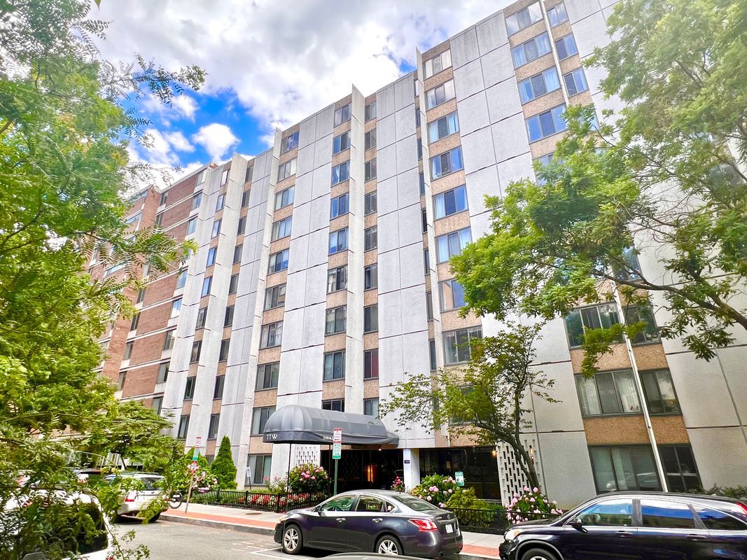 Primary Photo - 1440 N St NW
