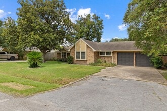 Building Photo - 10126 Metronome Dr