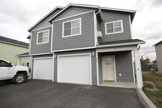 Foto del edificio - 614 N Mountain View Rd