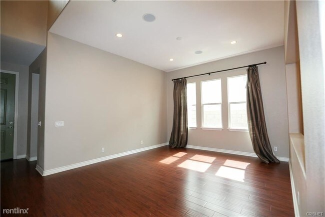 Building Photo - 3121 Parkside Crossing Ln