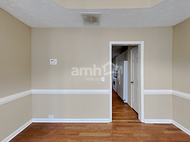 Foto del edificio - 2175 Carlysle Cove Dr
