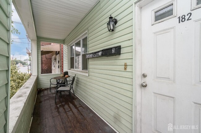 Building Photo - 182 Avenue F