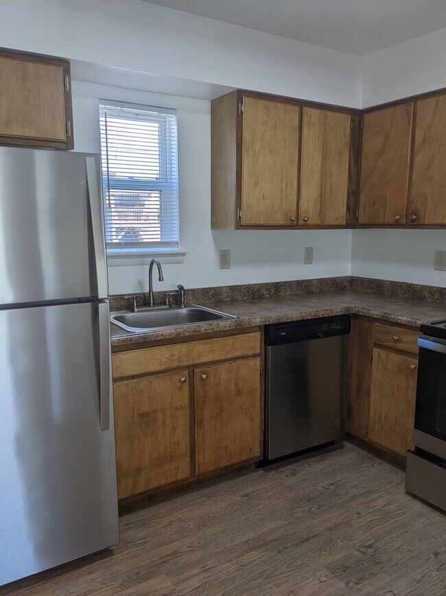 Colony Square Apartments Apartments 5253 Colony Square Ct Newport News, VA