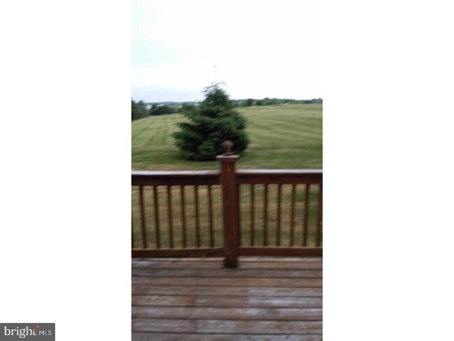 Building Photo - 927 Samantha Cir