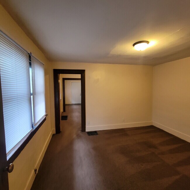 Foto del edificio - 2 Bedroom Duplex