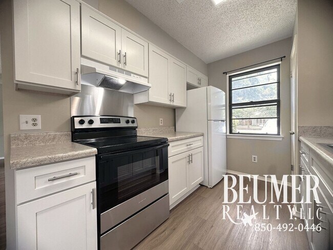 Foto del edificio - Updated Home Near I-10 and Scenic Hwy