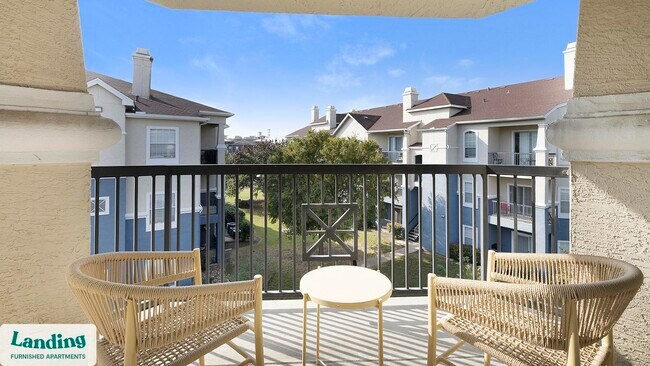 Foto del edificio - 901 Lakeside Cir