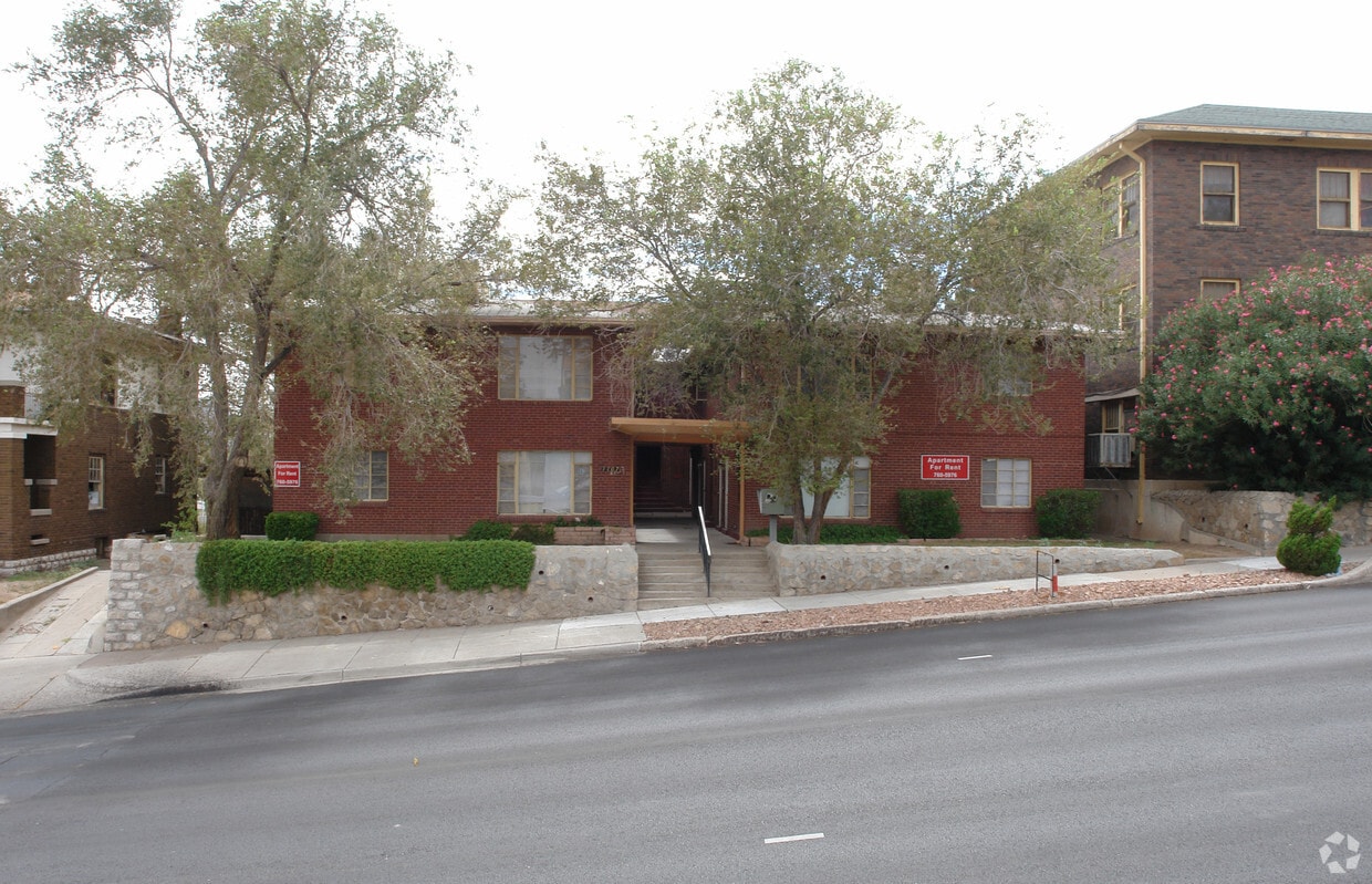 1707 N Stanton St, El Paso, TX 79902 Apartments El Paso, TX