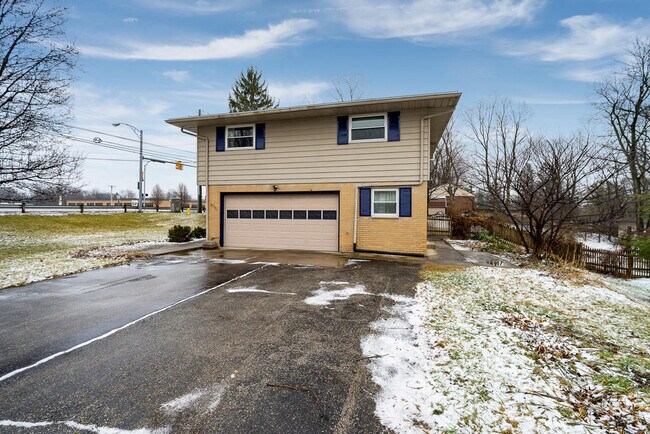 Foto del edificio - 3015 Dayton Xenia Rd