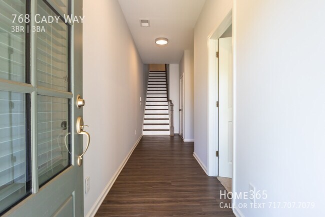 Building Photo - Magical 3 bed 3 bath Home in Atlanta