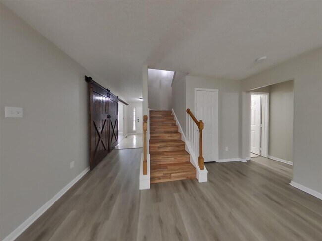Foto del edificio - 1615 Trail Forest Ct