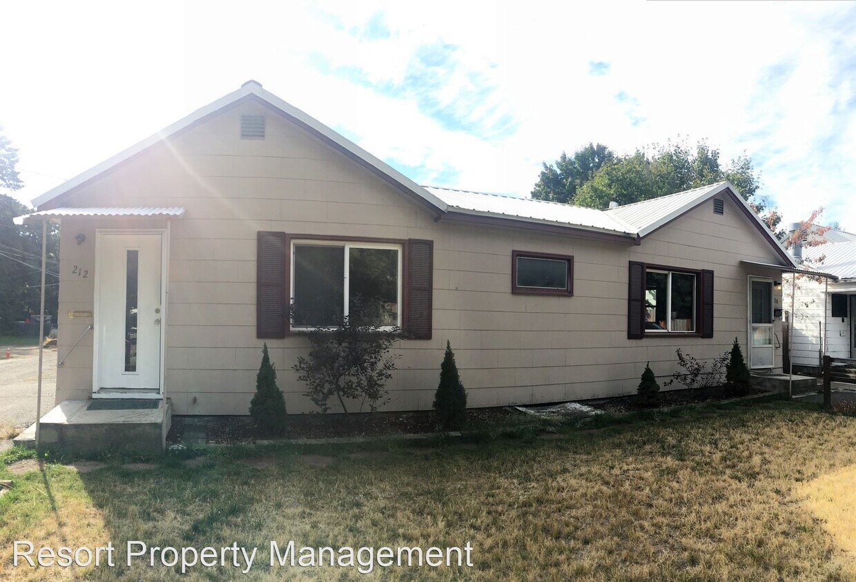 Foto principal - 1 br, 1 bath House - 212 E Harrison Ave