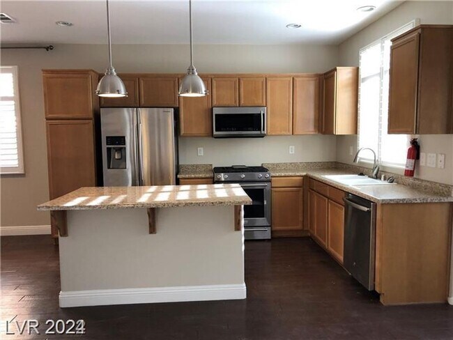 Foto del edificio - 3 BEDROOM HOME IN PROVIDENCE * COMING SOON *