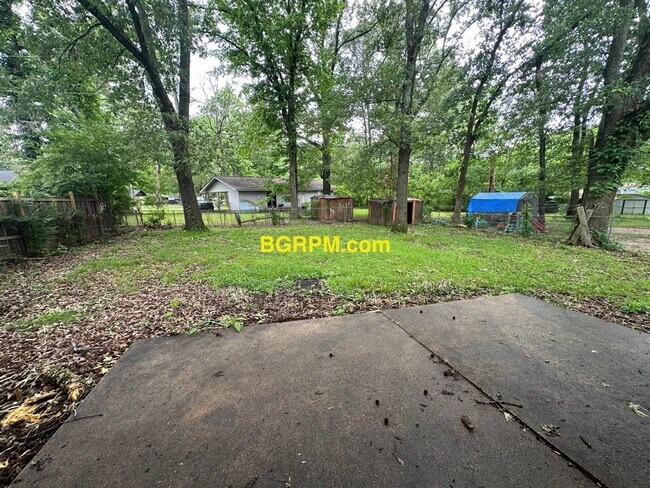 Foto del edificio - 3 BD, 1 1/2 BA, Home in Jacksonville