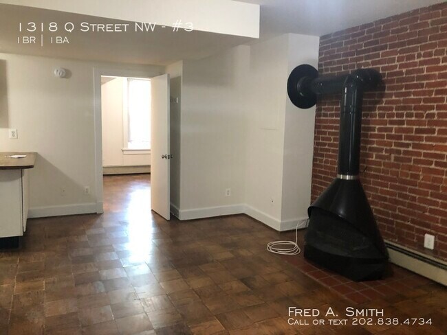 Building Photo - 1318 Q St NW
