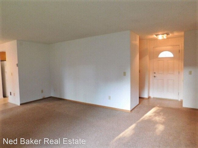 Foto del edificio - 3 br, 2 bath House - 5117 Sprice Ct S