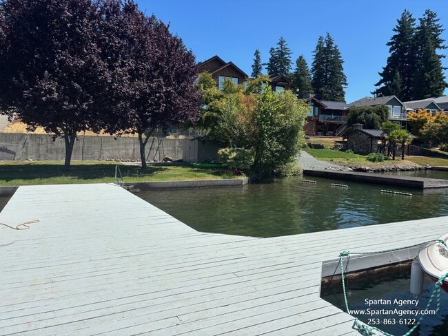 Building Photo - 1020 184th Avenue Ct E