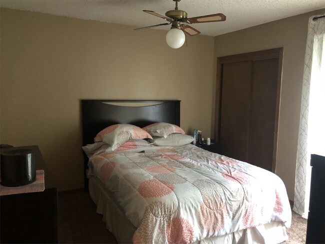 Foto del edificio - 1751 N Woodrow Ct