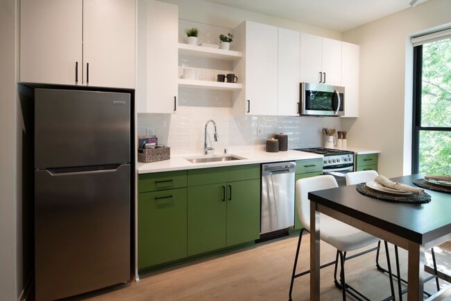 Interior Photo - Verso