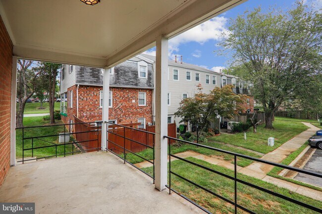 Foto del edificio - 81 Watkins Park Dr