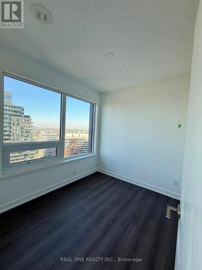 Building Photo - 8 Wellesley St W