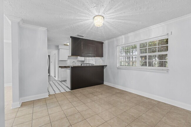 Foto del edificio - 307 Essex Dr