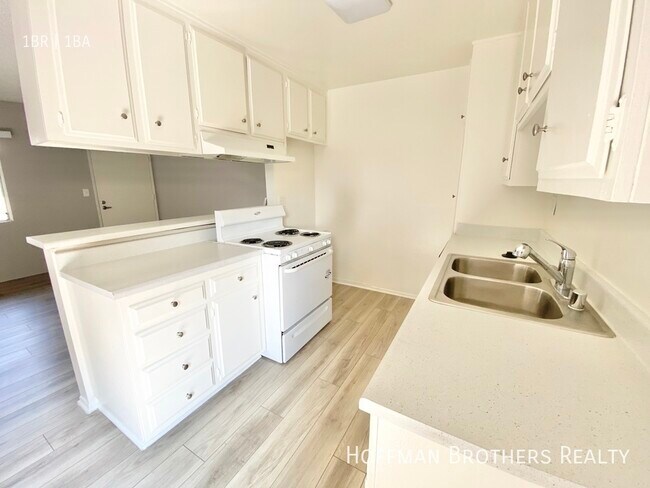 Foto del edificio - 3337 S Canfield Ave