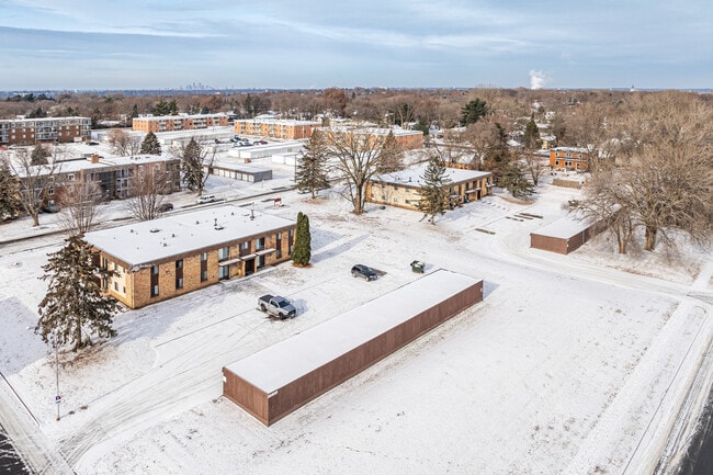Building Photo - Allen Avenue