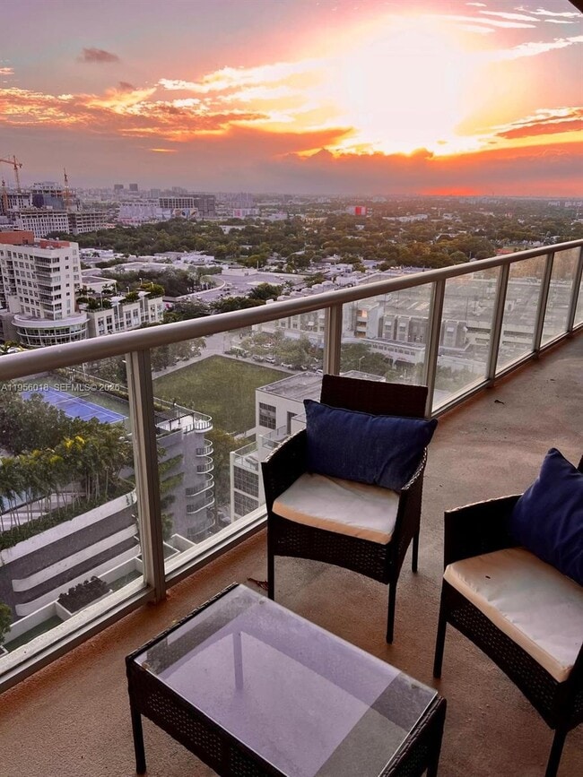 Foto del edificio - 3470 E Coast Ave