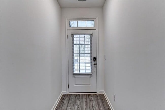 Foto del edificio - 477 Danville Ave