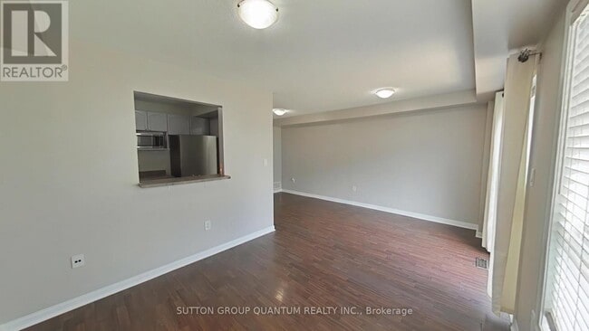 Building Photo - 4422 Fairview St