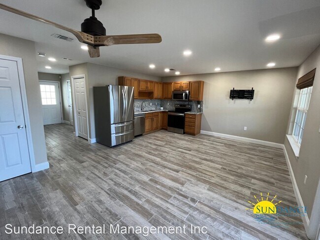 Foto del edificio - 3 br, 3.5 bath House - 232 White Street #5