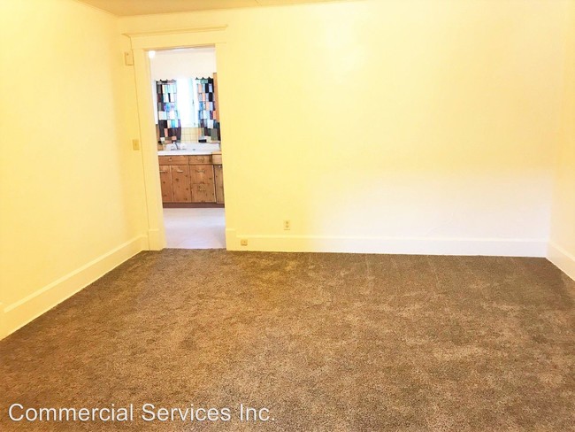 Building Photo - 2 br, 1 bath Apartment - 824 S David