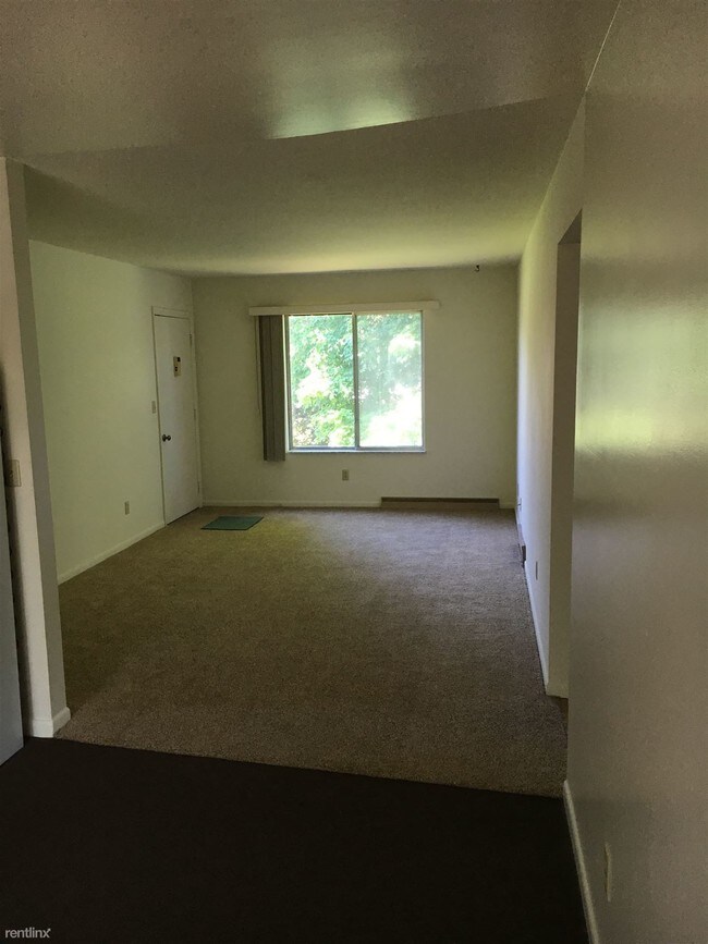 Building Photo - 1260 McDivitt Ct