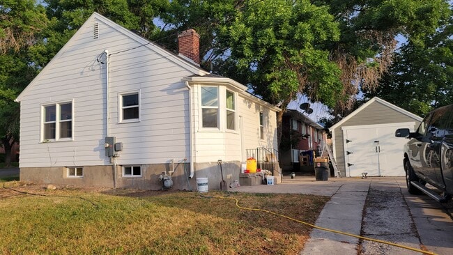 Building Photo - 199 N Pinehurst Ave