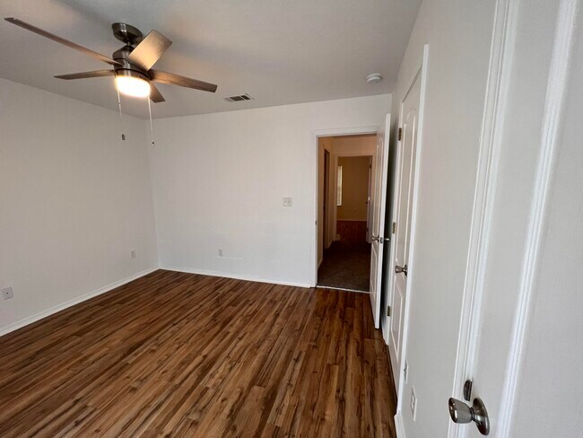 Building Photo - 1834 Shay-Lin Ct