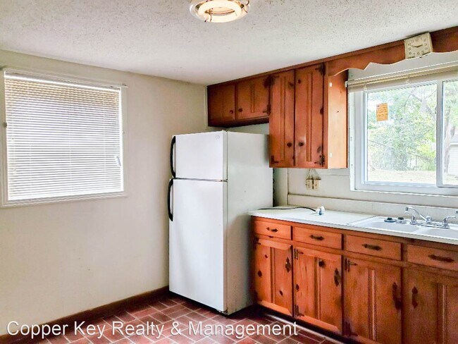 Building Photo - 3 br, 1 bath House - 424 Reynolds Street