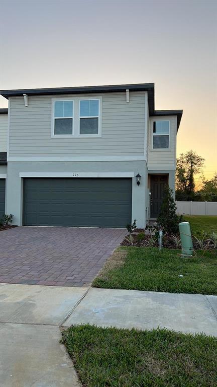 Building Photo - 984 Desert Candle Dr