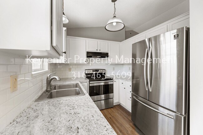 Foto del edificio - 1610 Summerwood St